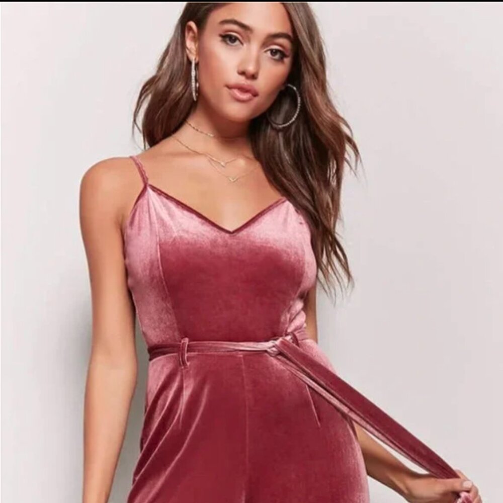 Forever 21 Velvet Jumpsuit — Size M, Pink / Rose, NEW with tags